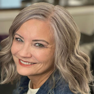 Meet your Posher, Lisa